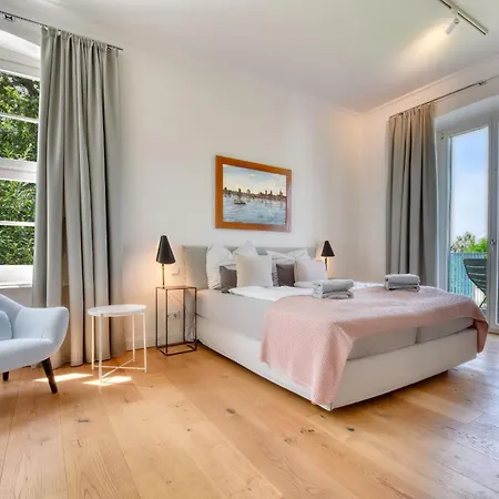 Fuerst Malte Loft I Design & Pool *